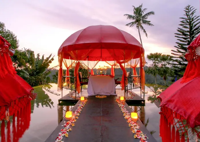 Kupu Kupu Barong And Tree Resort