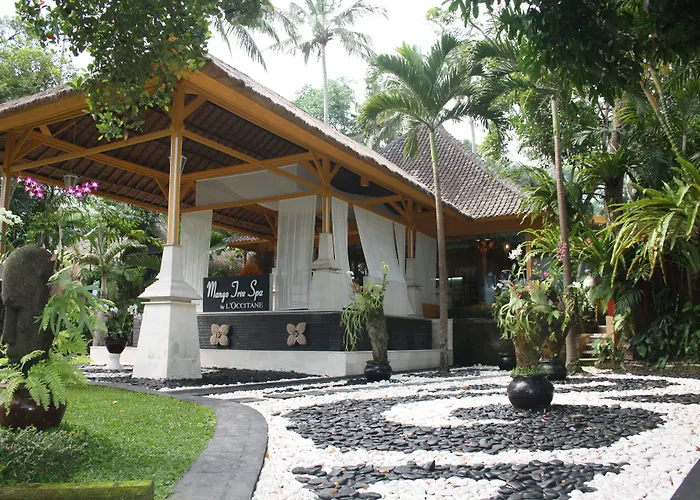 Kupu Kupu Barong And Tree リゾート ウブド